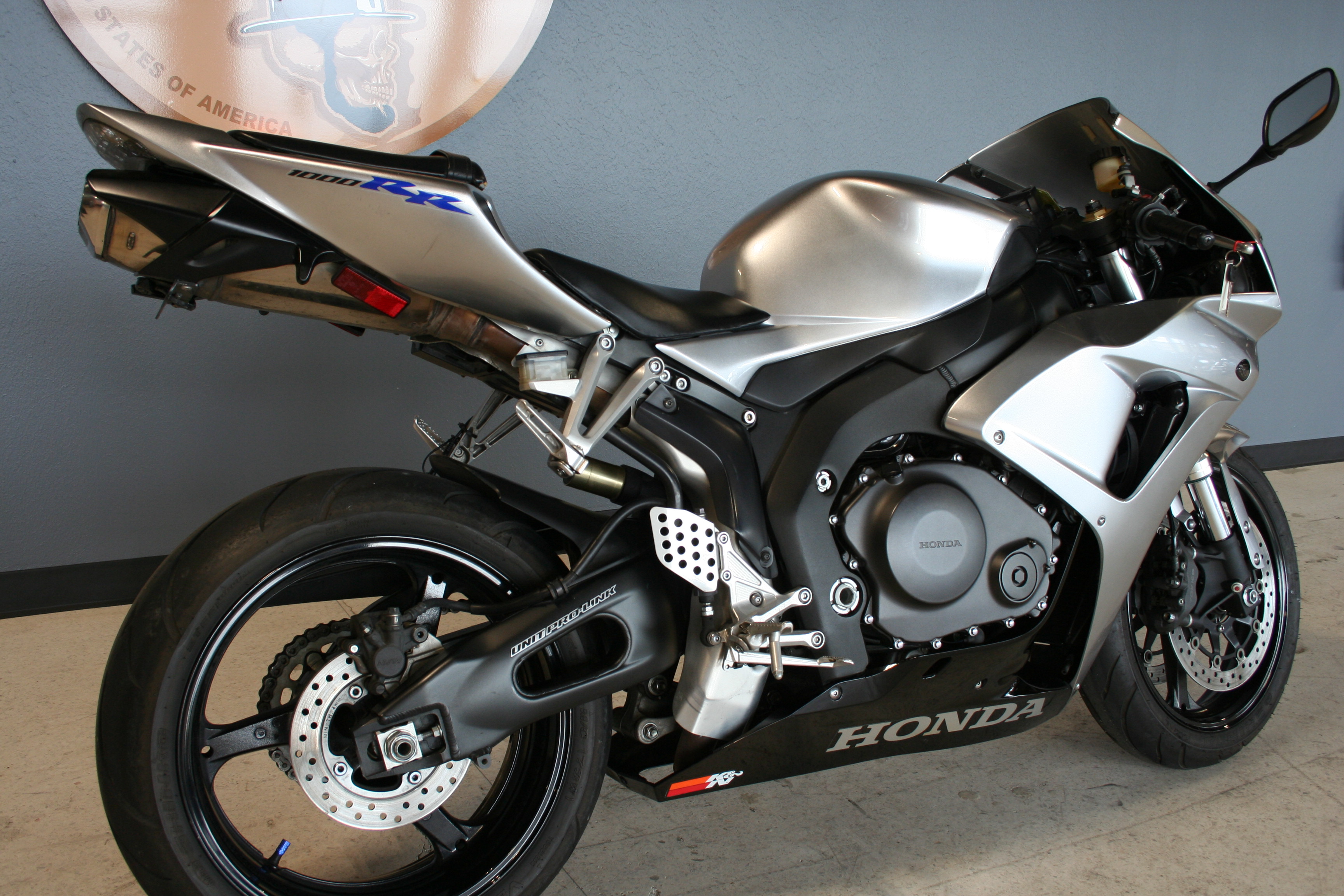 Honda cbr1000rr 2007 характеристики